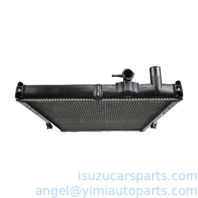 Reciclagem NPR71 4HE1 Radiador de carro Isuzu ASM 8973543650 8972136631