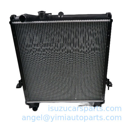 Reciclagem NPR71 4HE1 Radiador de carro Isuzu ASM 8973543650 8972136631
