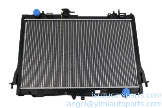 ISUZU DMAX2012 4JK1 Radiador 8981372770