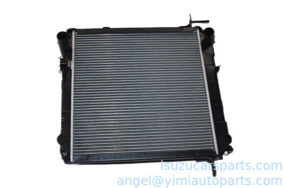 O ISUZU NKR55 radiador AL 8970017640