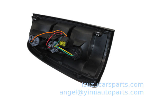 Lâmpada traseira ISUZU TFR17 ASM R 8971144490