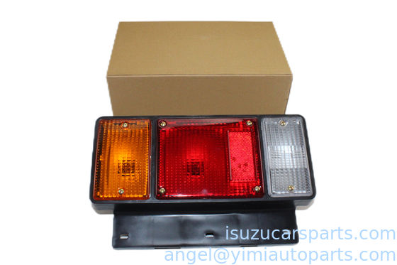 ISUZU 700P Lâmpada traseira 24V ASM R 8972133510