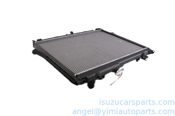 Radiador de alumínio 4JA1 ISUZU D MAX 8973633070 8973333512 8979431610