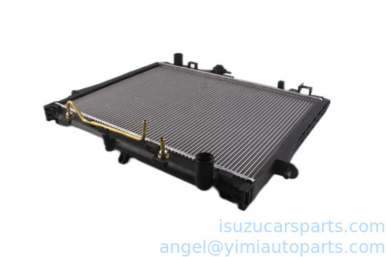 Radiador de alumínio 4JA1 ISUZU D MAX 8973633070 8973333512 8979431610