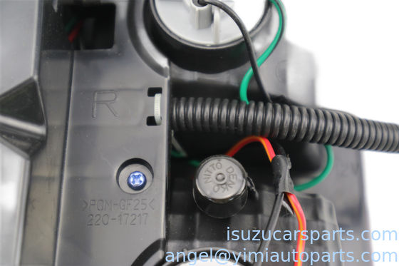 ISUZU DMAX2015 Lâmpada traseira ASM R ((LED) VERMELHO escuro 8982330920