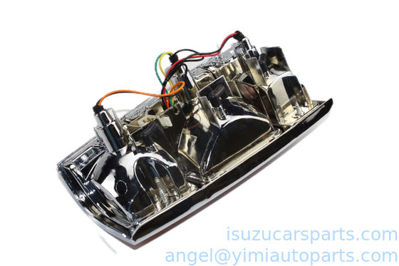 ISUZU UCR TFR2000 Lâmpada traseira ASM L 8970687410