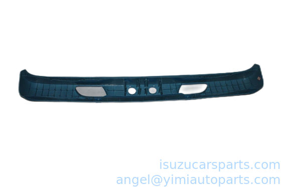 ISUZU NPR71 BUMPER FRT CENTRO 8979990131